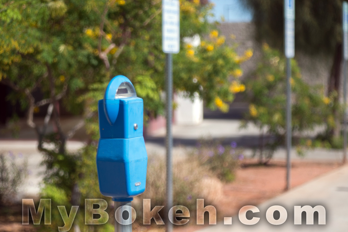 Kilfitt / Zoomar 90mm f/2.8 Macro-Kilar Lens Bokeh 1