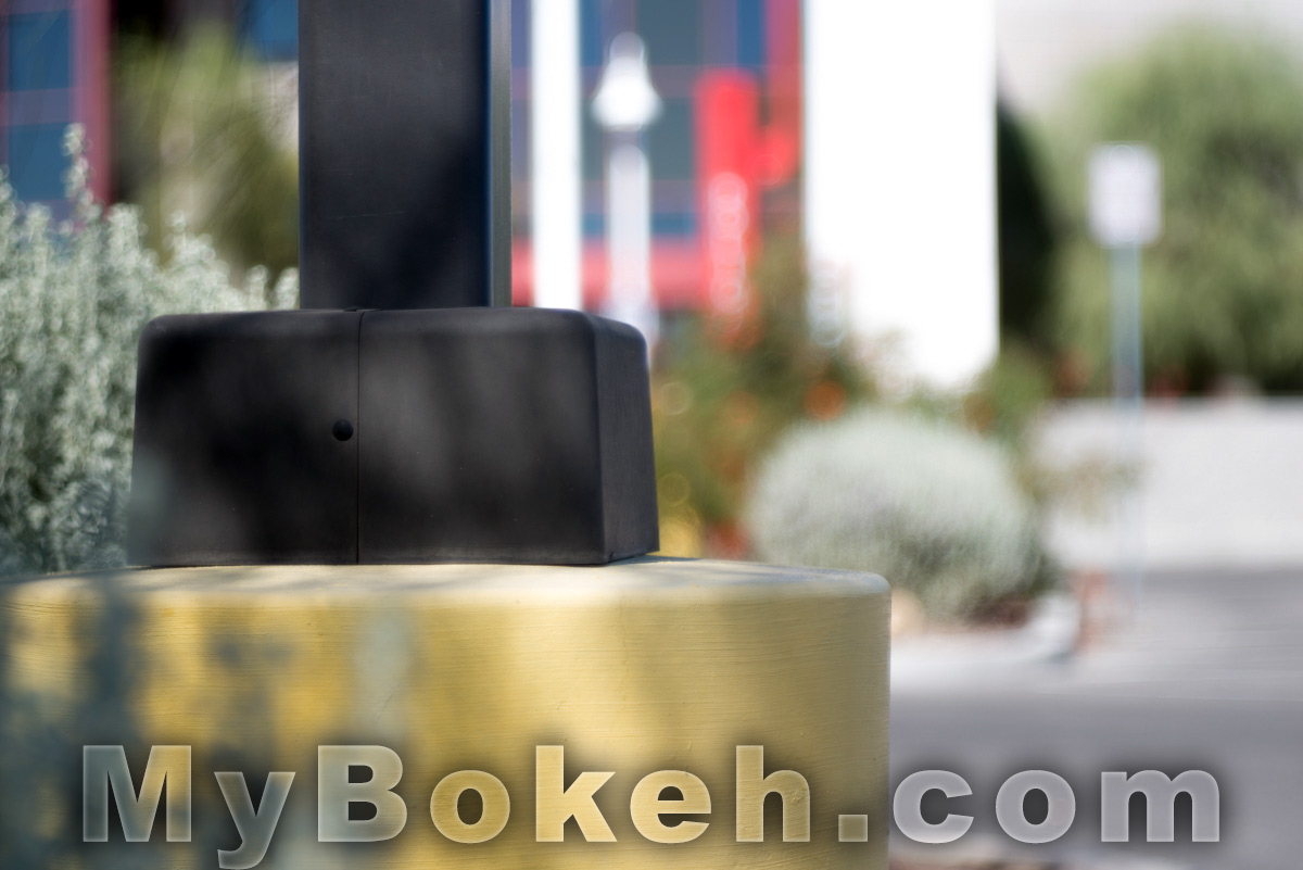 Kilfitt / Zoomar 90mm f/2.8 Macro-Kilar Lens Bokeh 3